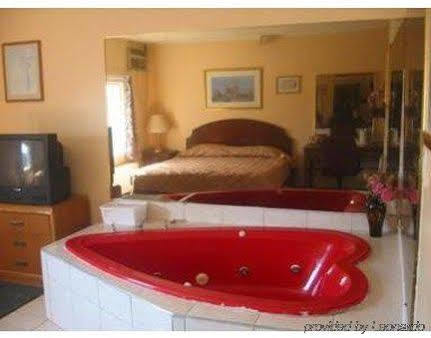 Caravan Inn ไนแอการาฟอลส์ ภายนอก รูปภาพ