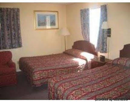 Caravan Inn ไนแอการาฟอลส์ ภายนอก รูปภาพ